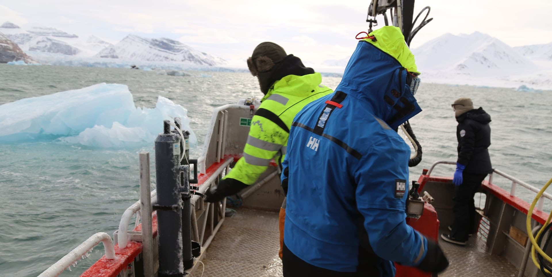 Activity how to sample for microplastics hero