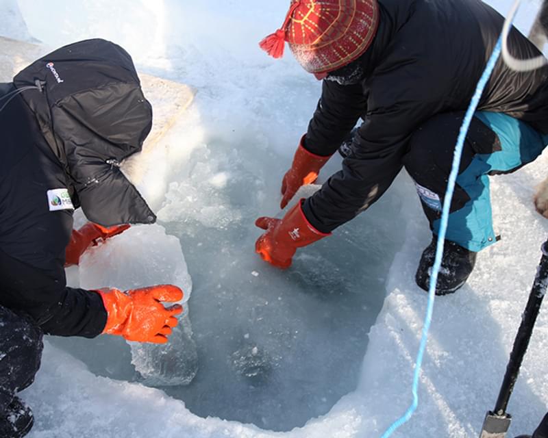 Subject Update Learn More Ice Free Holes Figure 2